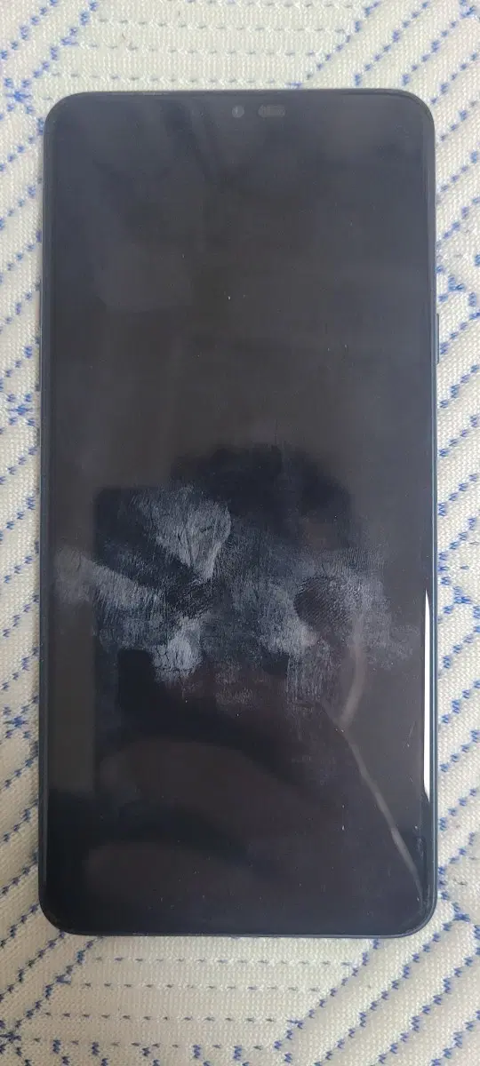 Lg Q9