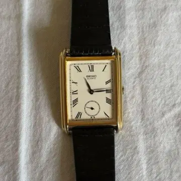 90s Seiko Quartz 렉탱귤러 로만 다이얼 정품 벨트