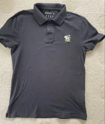 Abercrombie & Fitch 피케 셔츠 S 사이즈