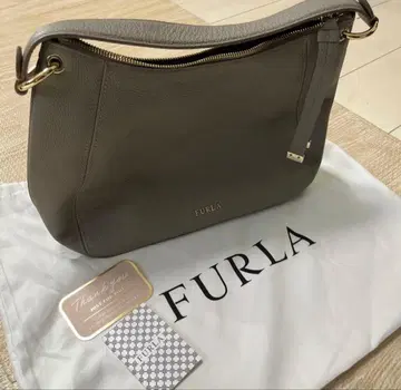 FURLA 그레이 주얼 숄더백 수납 가방 포함