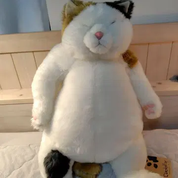 Cuddly 삼색 고양이 마리아 봉제 인형