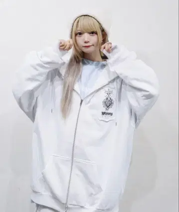 whinny 포카포카 멘헤라치