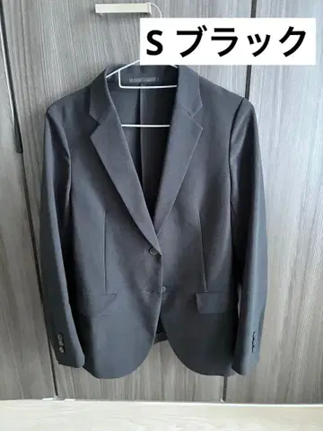 유니클로 감동 자켓 S 블랙