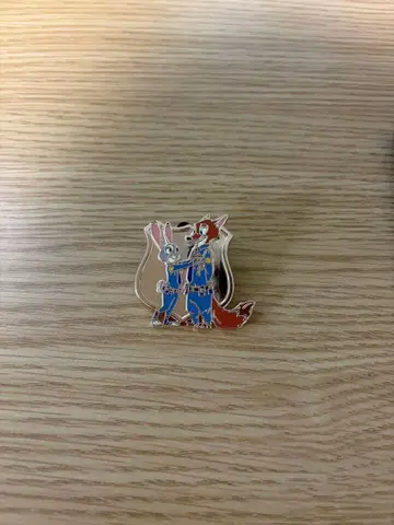 주토피아 핑 배지