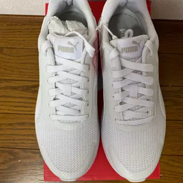 PUMA 스니커즈 화이트 24