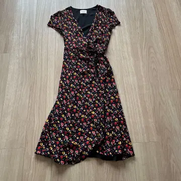 SEZANE 꽃무늬 랩 원피스 반팔 36