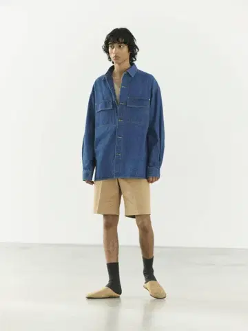 AURALEE SELVEFGE LIGHT OZ DENIM SHIRT