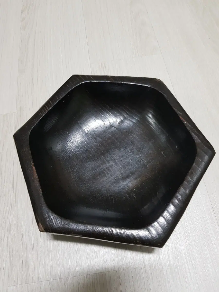 나무 육각 과반