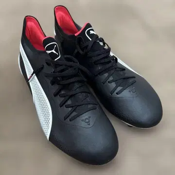 PUMA KING 축구화 블랙 화이트