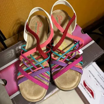 새상품급 SKECHERS Memory Foam 샌들 멀티 컬러