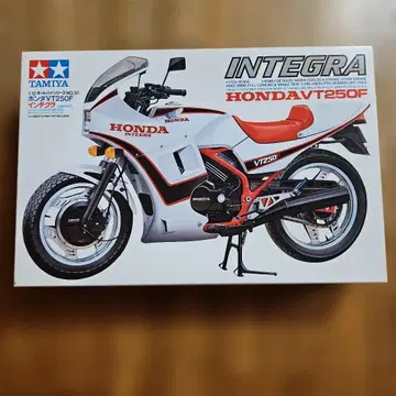 타미야 1/12 혼다 VT250F 인테그라 프라모델