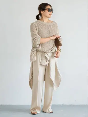 이번 시즌 새상품 두지엠 클라세 Lily Linen 아제 풀오버 베이지