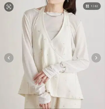 mystic 비쥬 플라워 홀터 뷔스티에