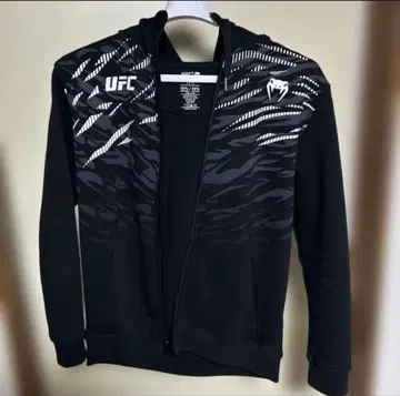 Venum UFC 집업 후드티 블랙
