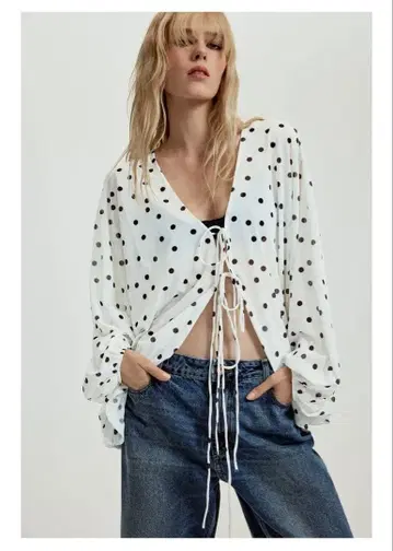ZARA 크레이프 퍼프 슬리브 상의 XS-S