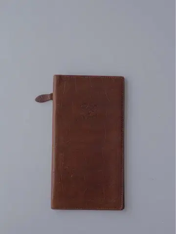 IL BISONTE 악어 엠보싱 가죽 장지갑 브라운