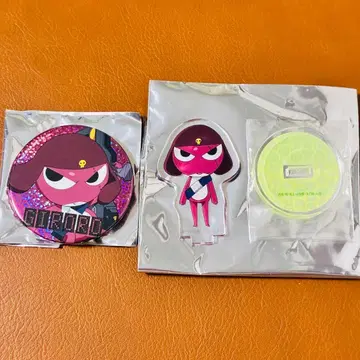 개구리 중사 케로로 미니 아크릴 스탠드 2개 세트 캔뱃지 기로로