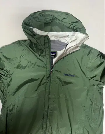 Patagonia 나일론 자켓 카키 L 사이즈