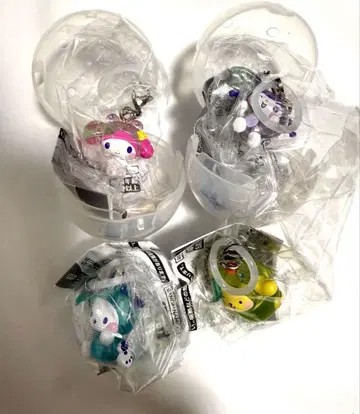 산리오 케로케로 파티 메지루시 액세서리 폼폼푸딩 쿠로미