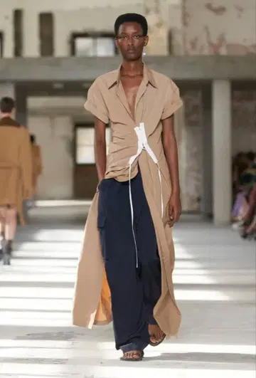 DRIES VAN NOTEN 2024SS 런웨이 착용 원피스