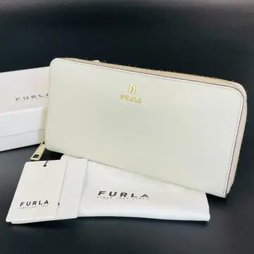 새상품급 FURLA 까멜리아 XL 라운드 지퍼 장지갑 R8YC473
