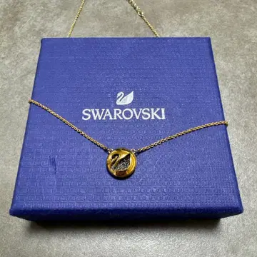 Swarovski 목걸이 골드 컬러 스완 모티브
