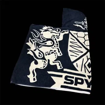 새상품급 SPYAIR 후드 부착 타월 Kingdom