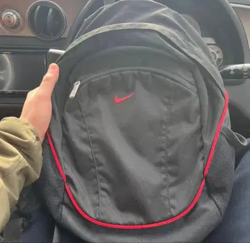 90s Nike 블랙/레드 백팩 레어
