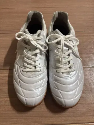 UMBRO 축구 트레이닝 슈즈 26cm 화이트