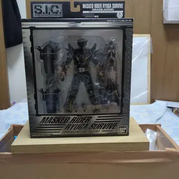 S.I.C. 가면라이더 류우가 사바이브 드래그라커