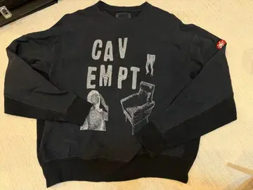 정품 C.E CAV EMPT 맨투맨 블랙 M 새상품급