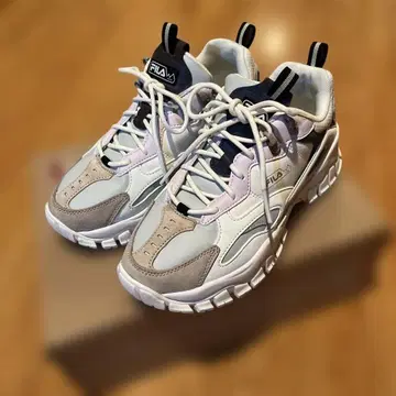 FILA 스니커즈 25cm
