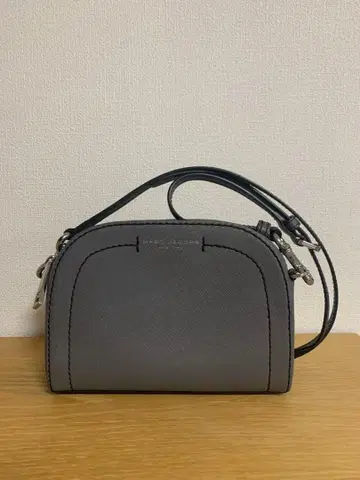 [ 새상품급 ] MARC JACOBS 숄더백