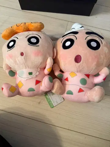 짱구는 못말려 봉제 인형 2체 세트