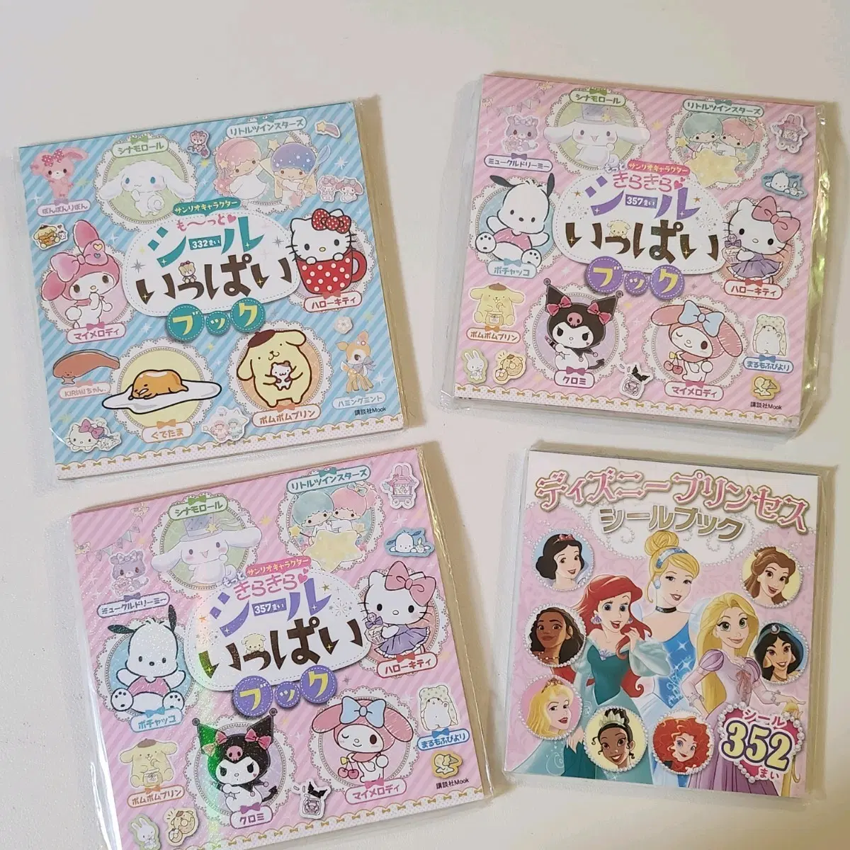 산리오,디즈니 프린세스 스티커북