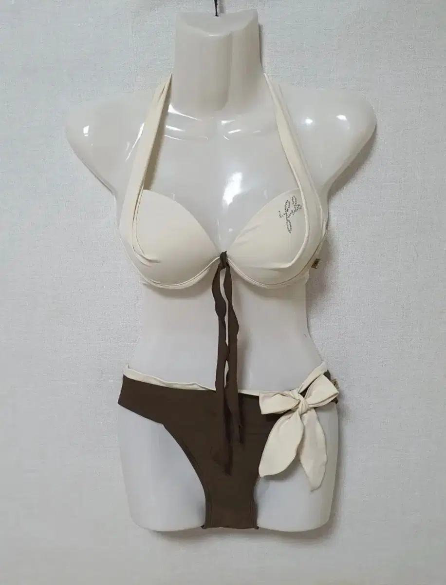 비키니 베이지 브라운 리본 빈티지 필라 휠라