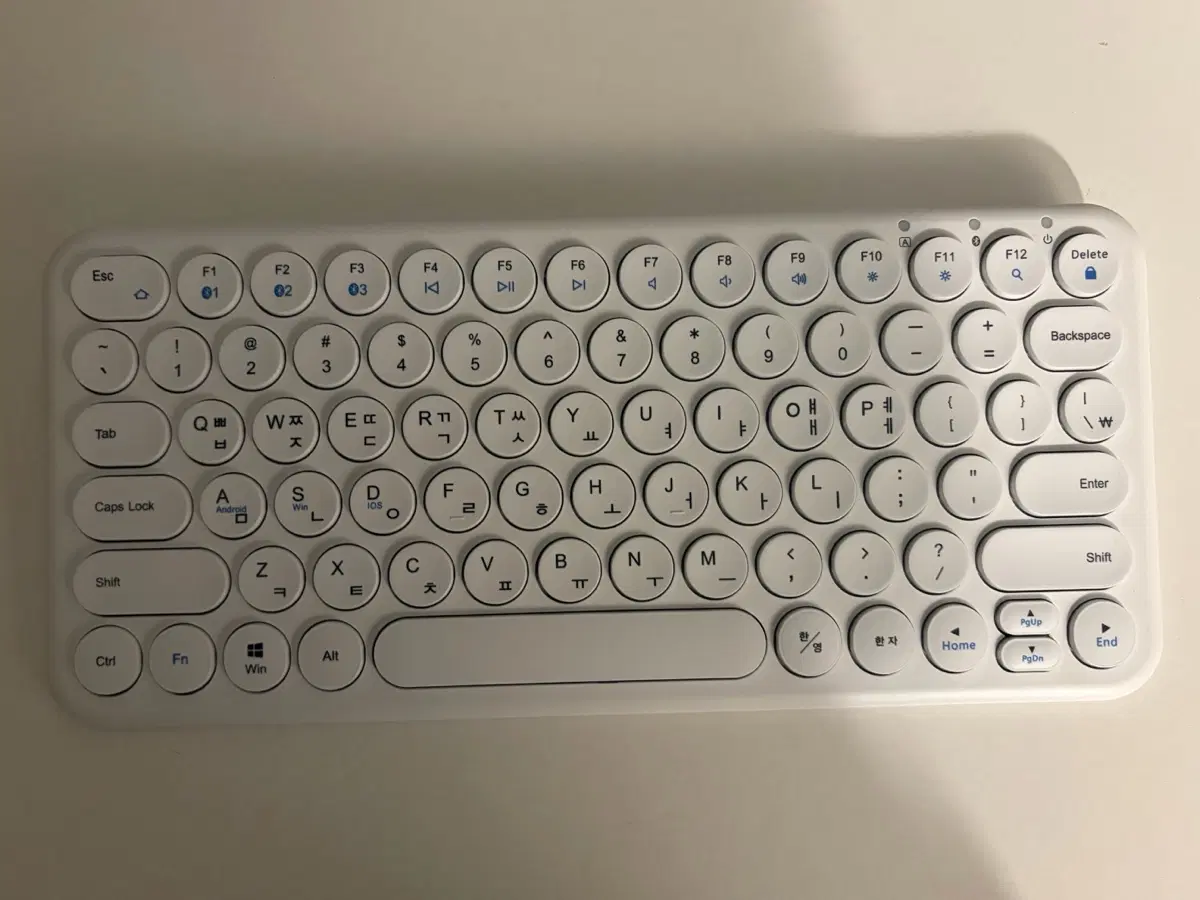 아이노트 X-KEY 38BT 화이트 블루투스 키보드