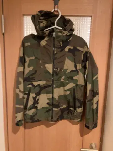 THE NORTH FACE 카모플라주 패턴 후디드 자켓 M