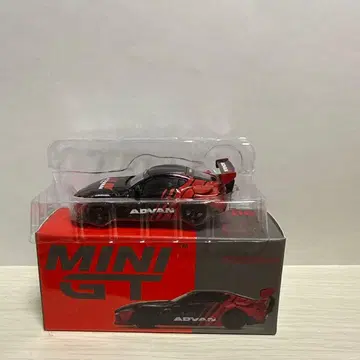 MINI GT ADVAN Toyota GR Supra 미니카