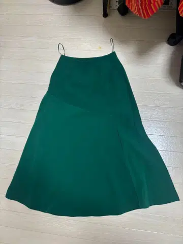유니클로 롱 스커트 슬릿