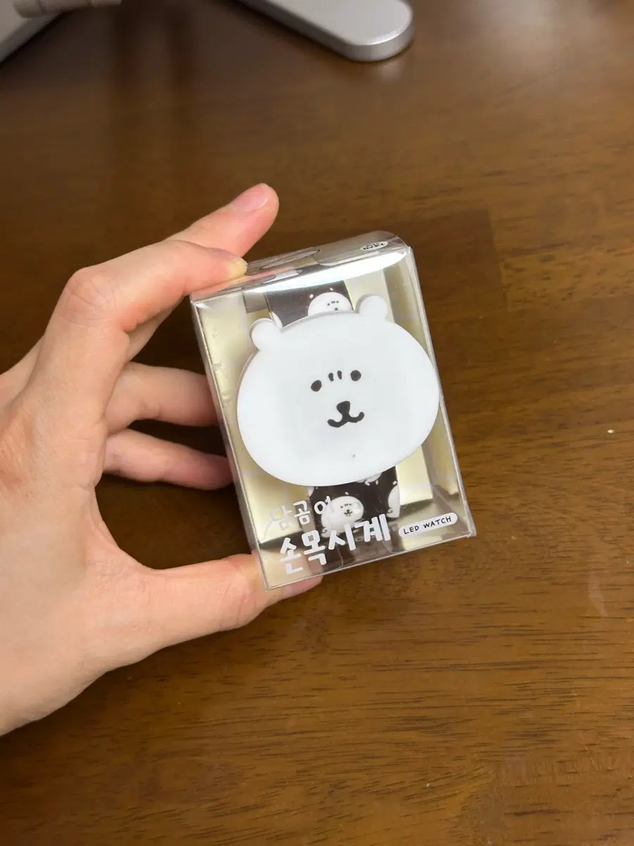 담곰이 LED 손목시계