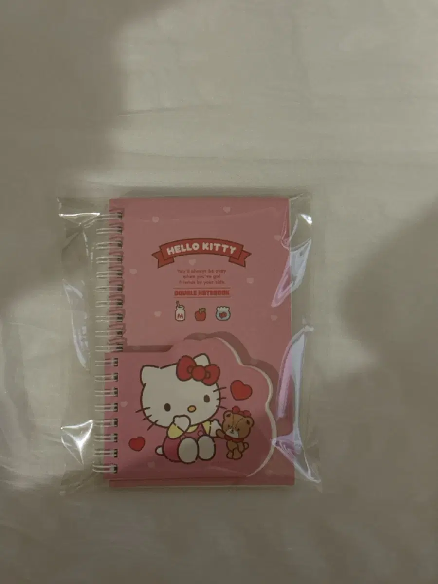 산리오 헬로키티 노트