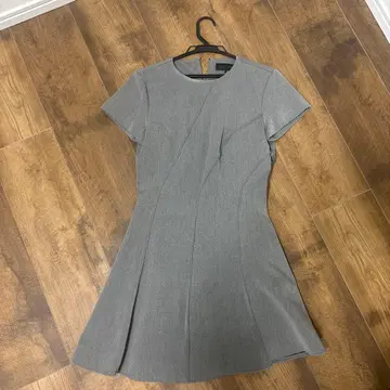 ZARA 그레이 반팔 미니 원피스 M 사이즈