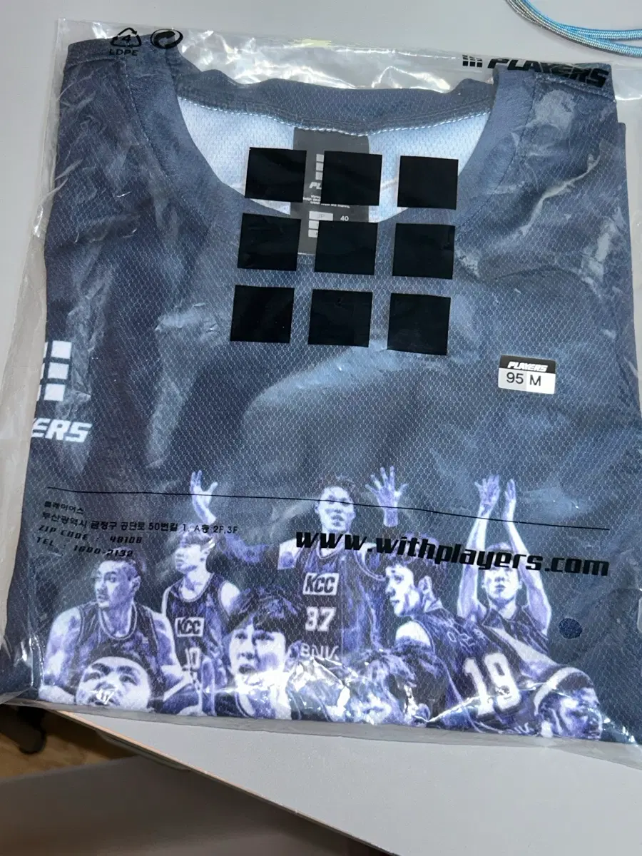 kbl 2023-2024 부산 kcc 이지스 플레이오프 반팔 허웅 최준용