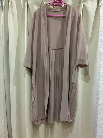 백 플리츠 7부 소매 베이지 시어 가디건