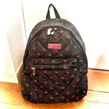 MARC BY MARC JACOBS 퀼팅 백팩 체리 패턴