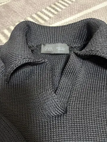 ZARA 스키퍼넥 니트 블랙