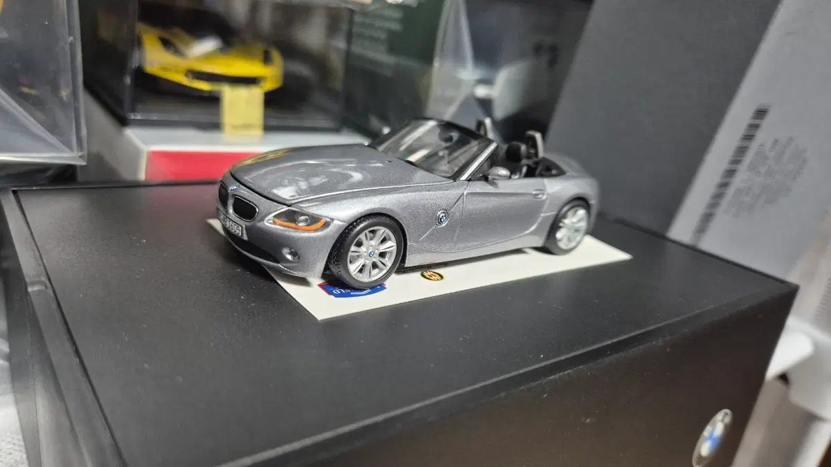 1/43 미니챔스 bmw z4(회색) 모형,다이캐스트