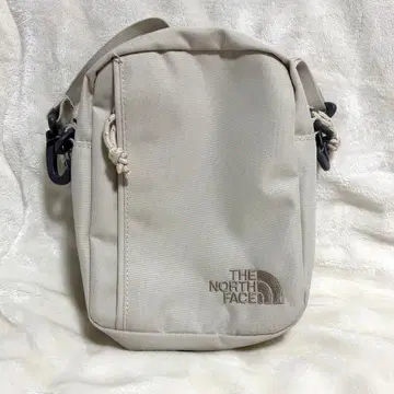 THE NORTH FACE 크로스백 화이트 라벨