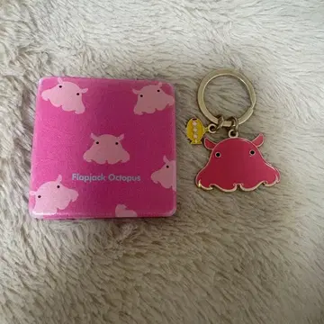 멘다코 키링과 Flapjack Octopus 거울 세트